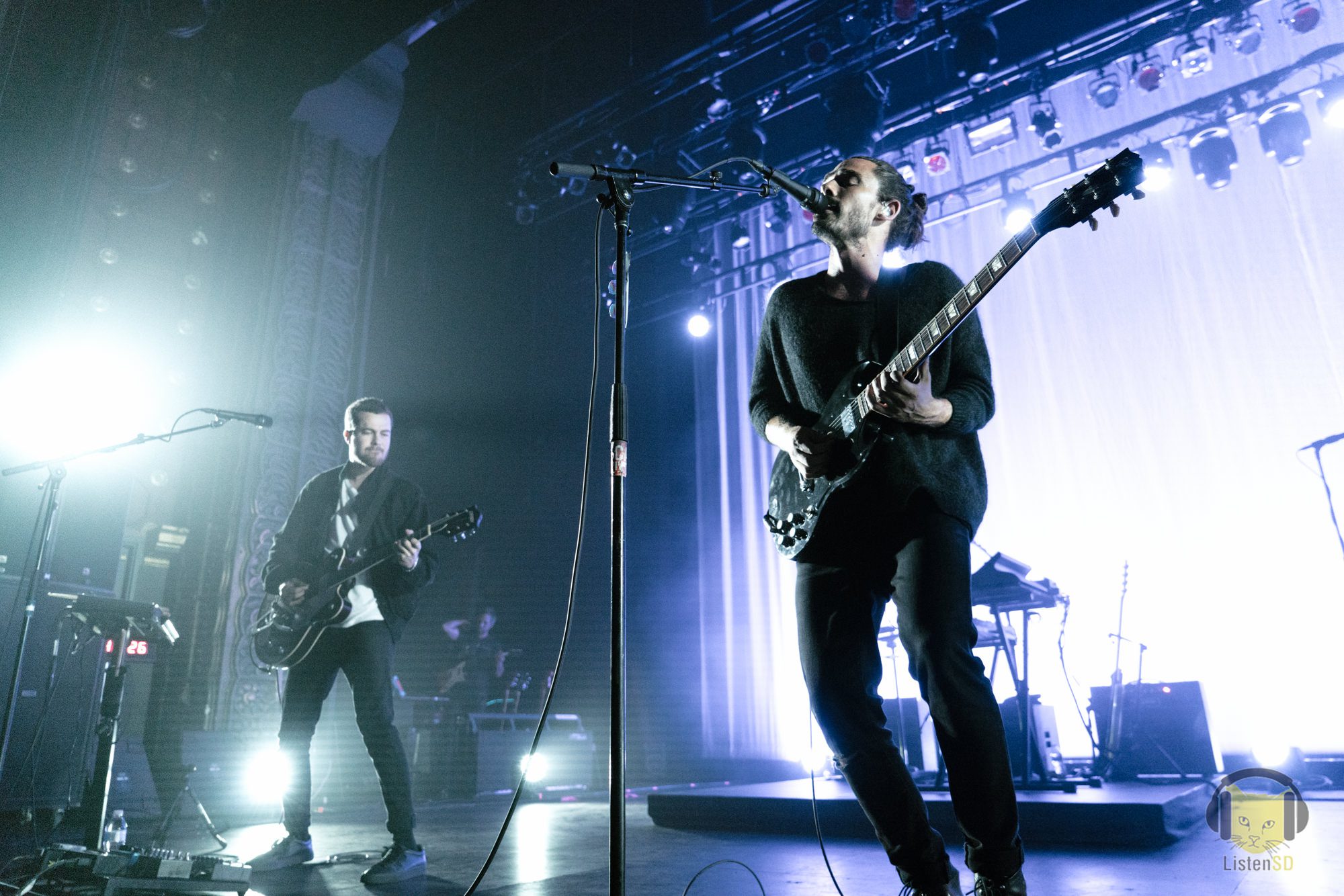 091516-local-natives-observatory-north-park-listensd-11